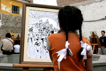 ZFD Peru. Kunst als Mittel zur Aufarbeitung der gewaltvollen Vergangenheit. Bilderausstellung vor dem Museo de la Memoria in Ayacucho. © GIZ