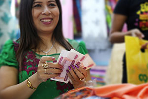 Myanmar's cash-driven system_Photo by Veronica Wijaya-GIZ
