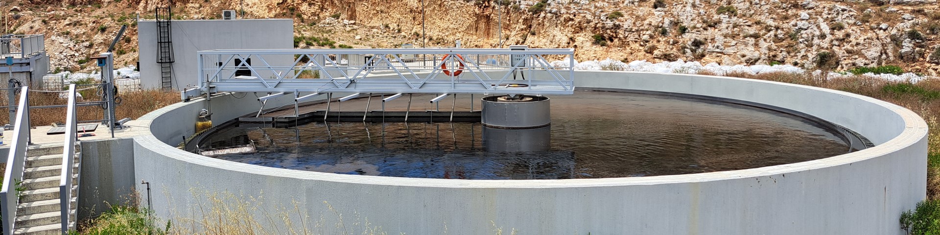 The round water basin of a wastewater treatment plant