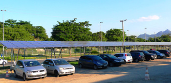 Brazil. Photovoltaic system at a carport of the Rio de Janeiro State University campus © GIZ