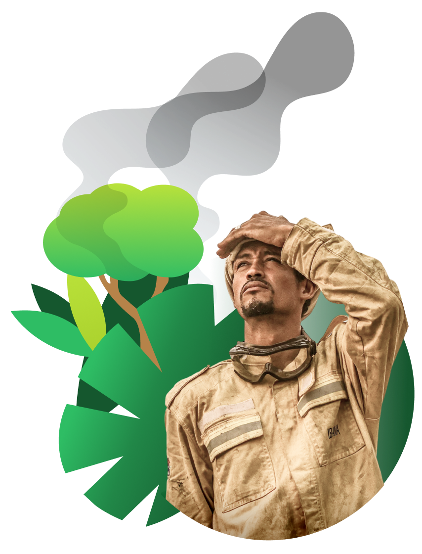 Ein Mann in einem beige-farbenen Schutzanzug blickt besorgt in die Ferne. Er hält sich mit einer Hand die Stirn, als ob er in die Sonne oder Rauch schaut. Im Hintergrund sind stilisierte grüne Bäume und aufsteigender Rauch zu sehen.