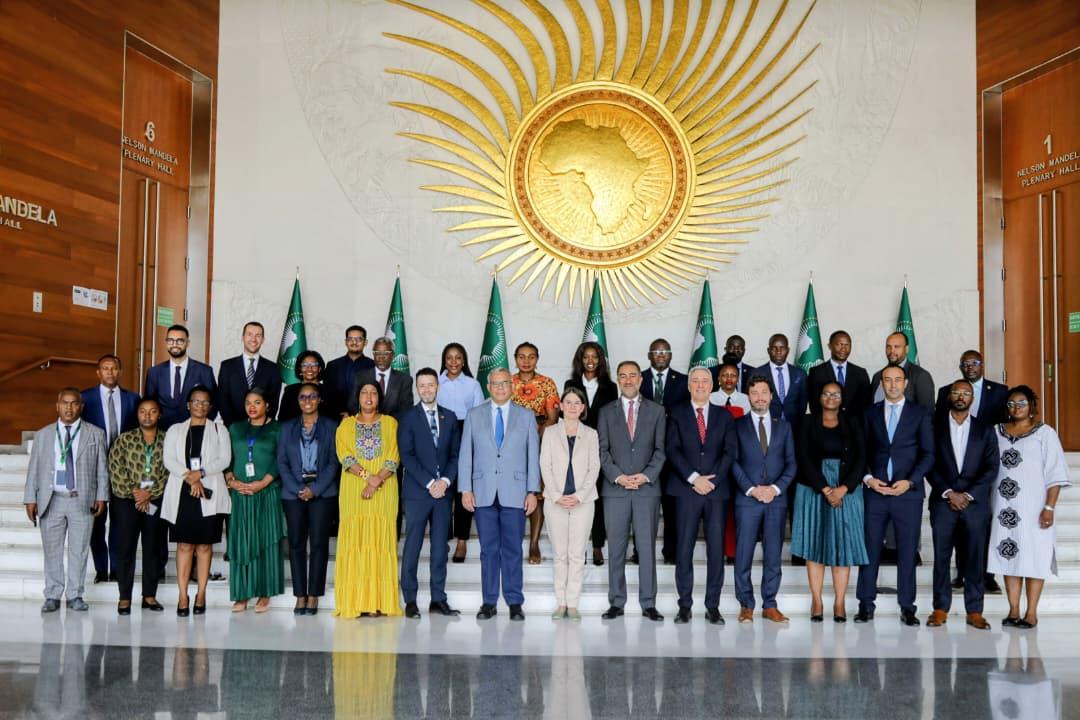 Group photo of the delegation of the 2025 cooperation talks