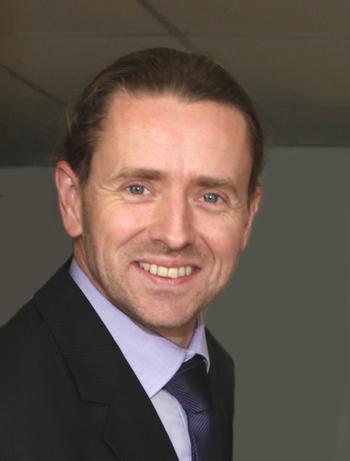 Foto_Dr. Dirk Aßmann_fuer_kachel_oder_in_content_integrieren