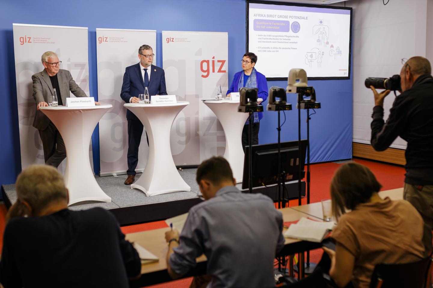 Jahrespressekonferenz 2023: Die GIZ stellt sich den Fragen der Medien.