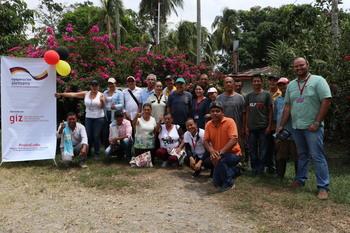 1Asociación de productores