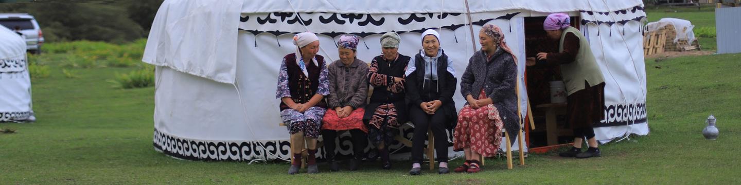 Jurtenlager im Naturschutzgebiet Padysha-Ata, betrieben von der ersten Tourismuskooperative in der Region Jalal-Abad.