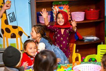 Kinder in der Gruppe für frühkindliche Bildung im Urban Cohesion Hub - Quetta, 2020 © GIZ RMSP