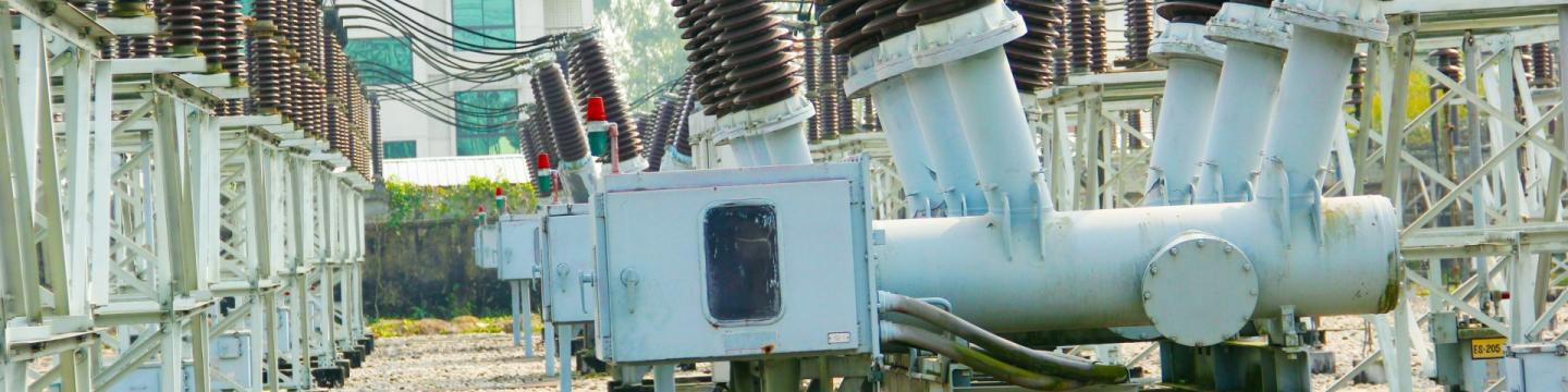 Industriemaschinen für die Stromversorgung