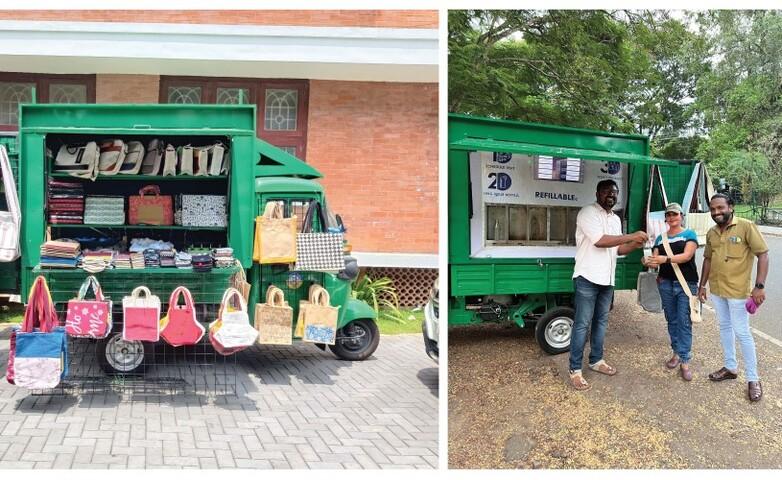 Frauen einer Selbsthilfegruppe stellen Stofftaschen als Alternative zu Einwegplastik für Verkaufsautomaten in Indien her.
