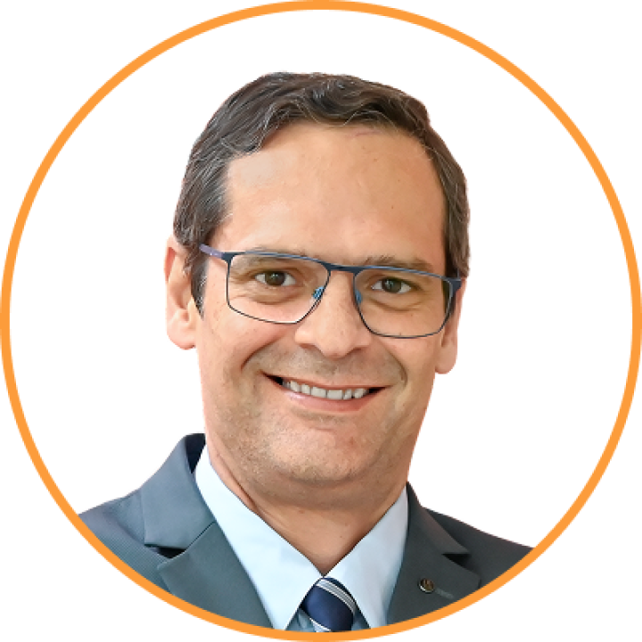 Portraitfoto von Felipe Saliba