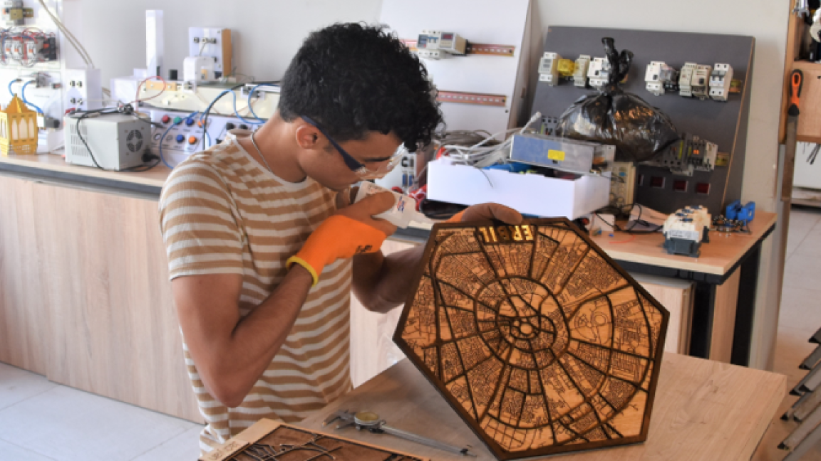 A young founder at work in the innovation center.