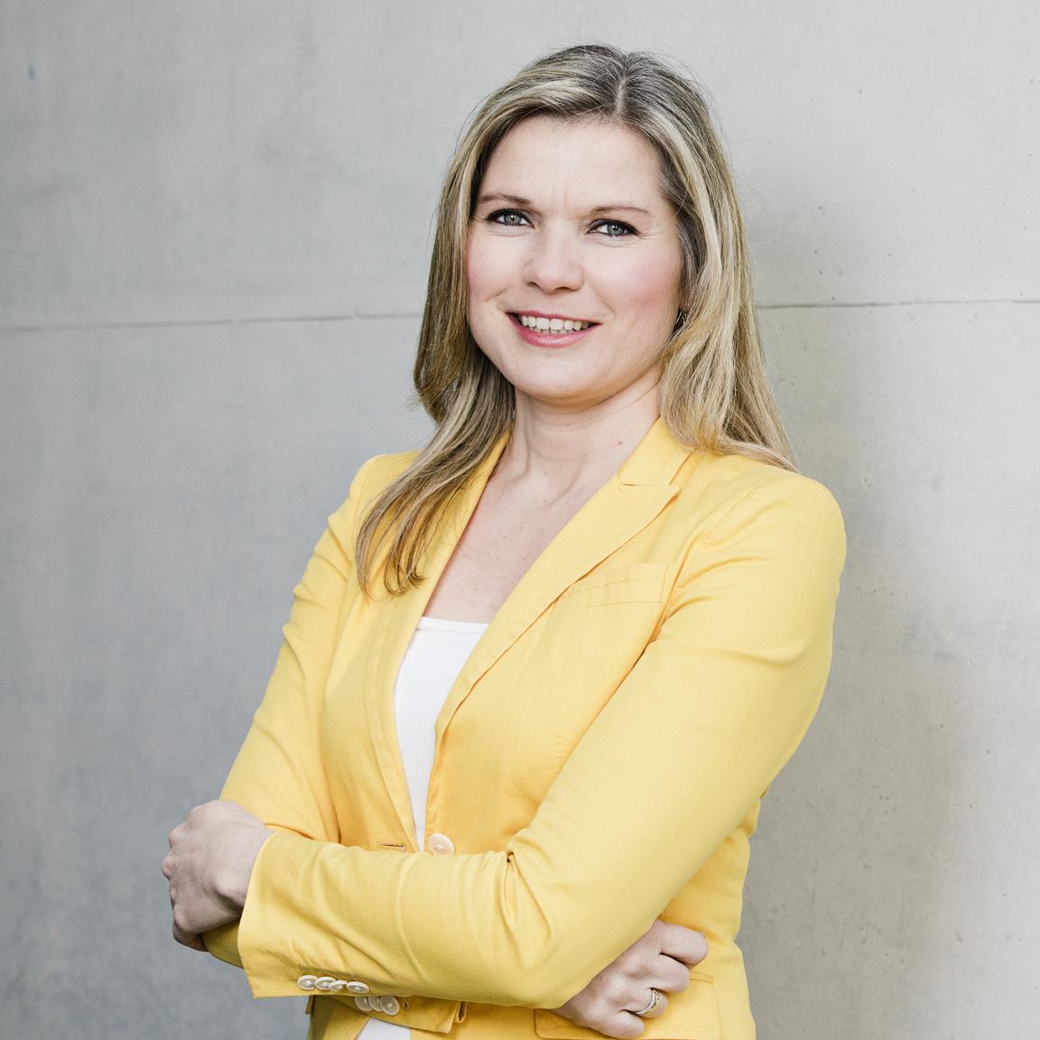 Maria Grunwald Pressesprecherin und Leiterin Medien- und Öffentlichkeitsarbeit 