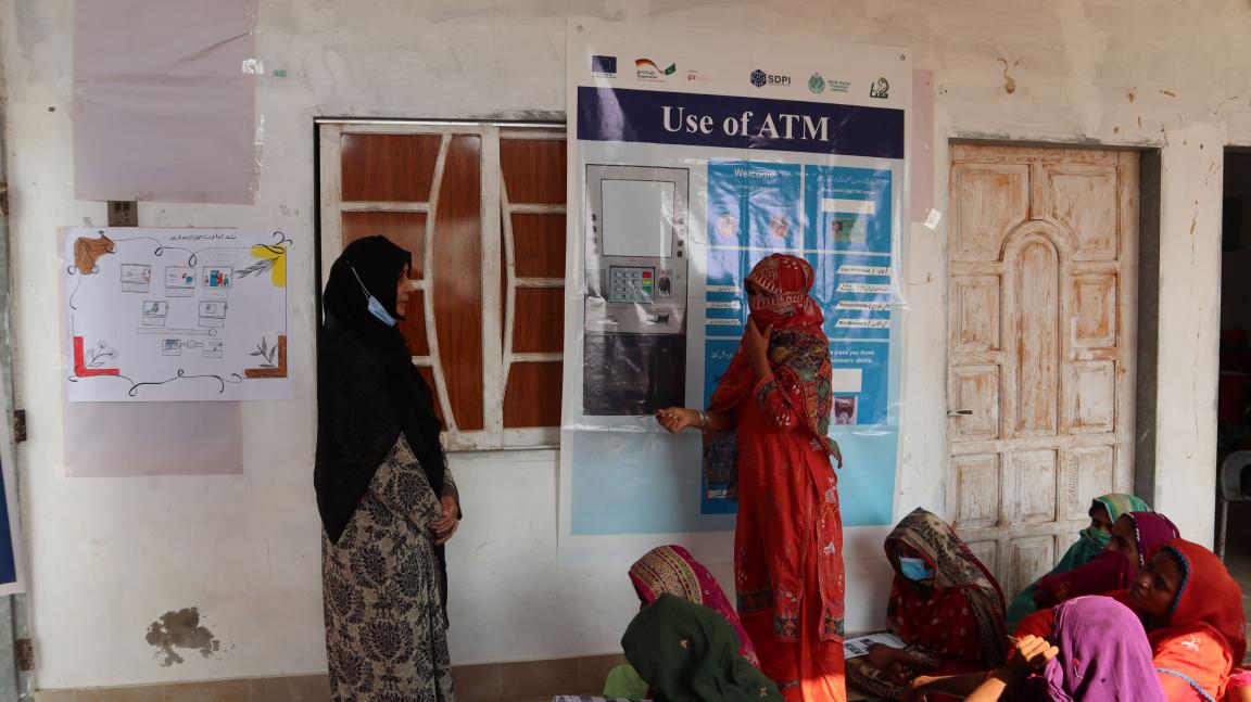 Participants learn how to use an ATM