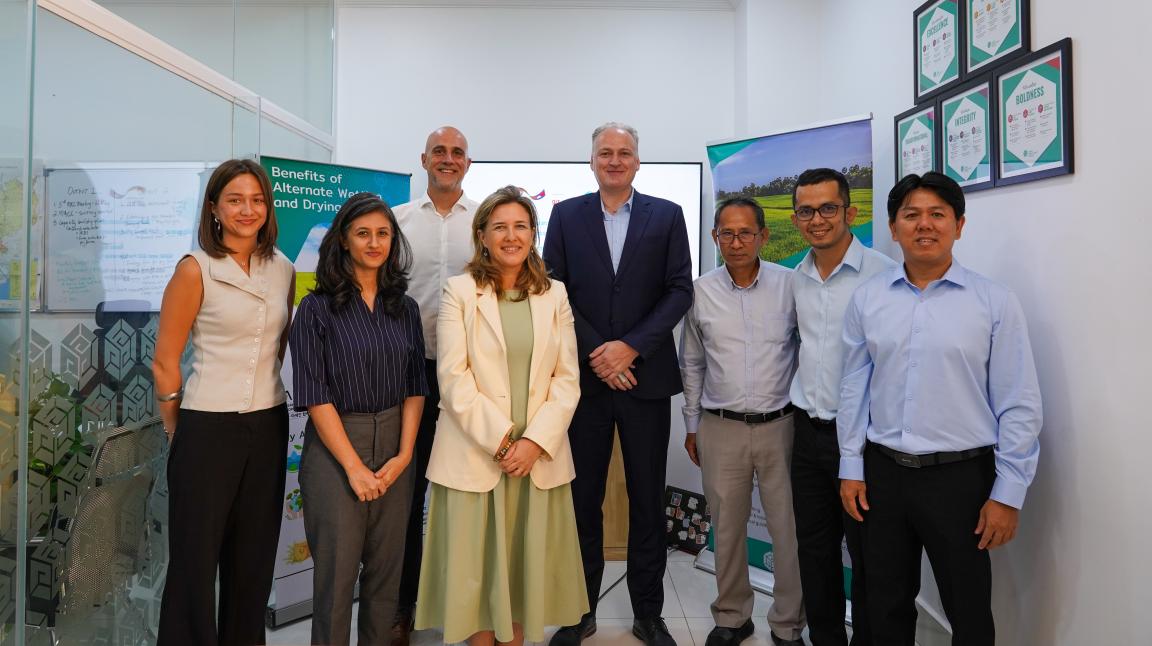 Group photo of partners after the MoU signing ceremony