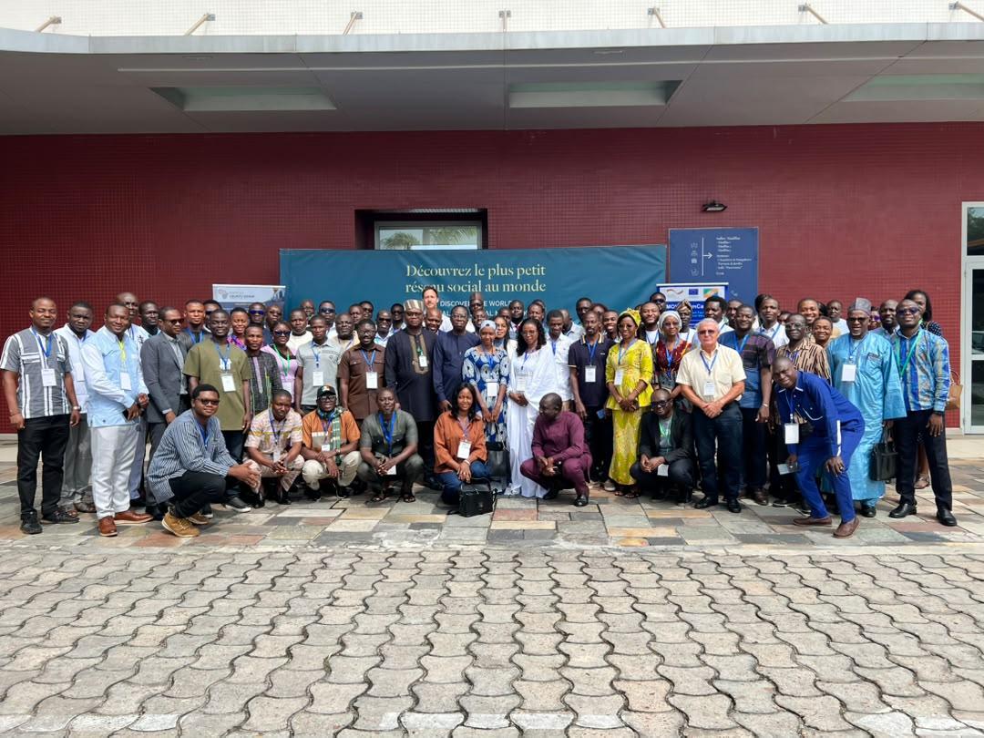 Group picture of participants