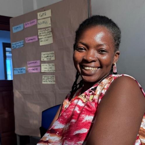 Aminatou-sans-name-tag.jpg