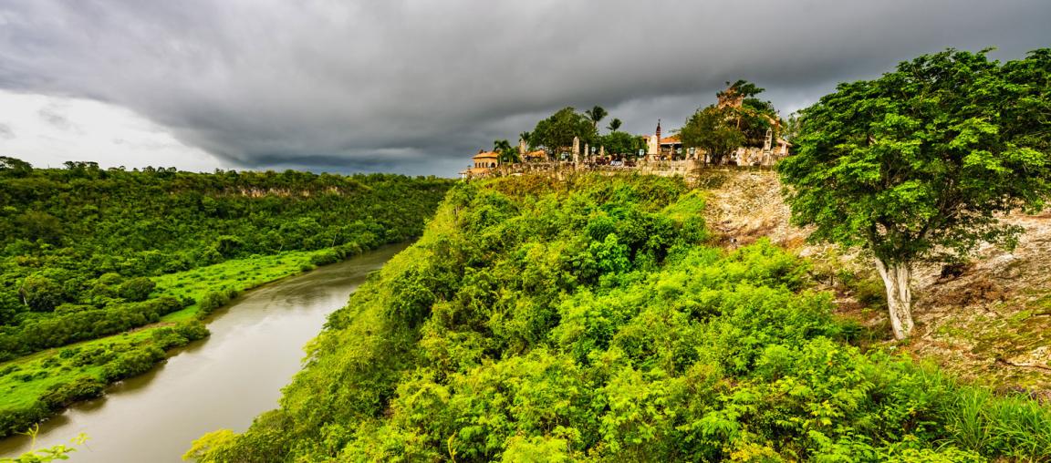 In der Dominikanischen Republik kommt die Energiewende in Schwung. Viele ziehen an einem Strang, damit der Karibikstaat seine Klimaziele erreicht.