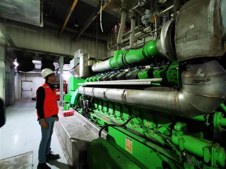 3fdde768-597c-4d40-a00b-6b6b035a5241