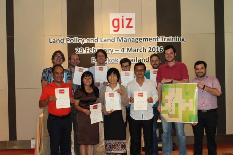 Aus- und Weiterbildung von Fachexpertise im Landsektor