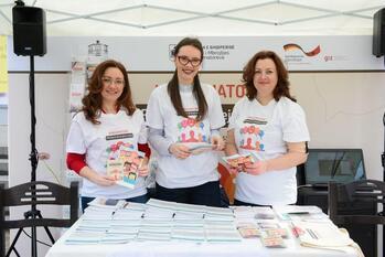 Awarness campaign - Consumer, Use your rights