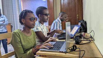 Sight-impaired testers use assistive technologies to check website accessibility