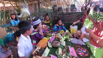 Peru. Biodiversity fair in the Imiria community reserve. © GIZ / Sebastian Amend