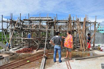 Philippines. An energy audit by a green service provider in a resort in Bantayan Island, northern Cebus © GIZ