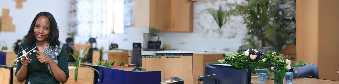 Studentin, angehende Ingenieurin der Luftfahrtechnik.