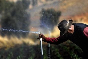 gizIMAGE-bewässerung-bolivien