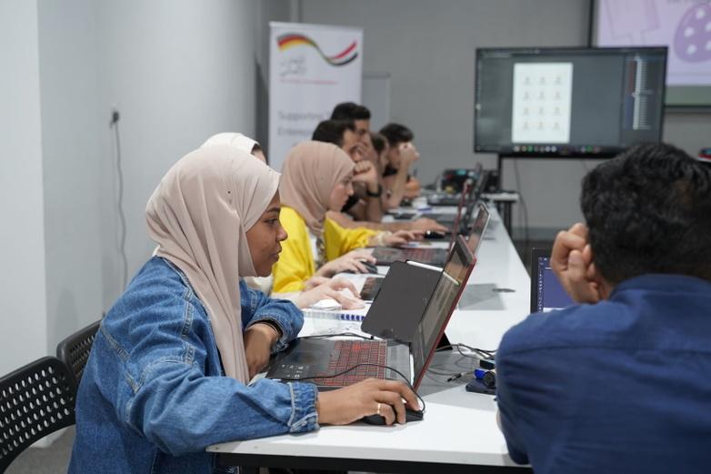 Illustrator and cutter plotter training – Mosul