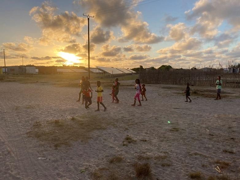 La mini-centrale solaire réalisée à Anakao par la société ANKA a changé la vie de la population locale.