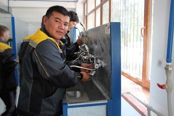 Short-term professional plumbing course.