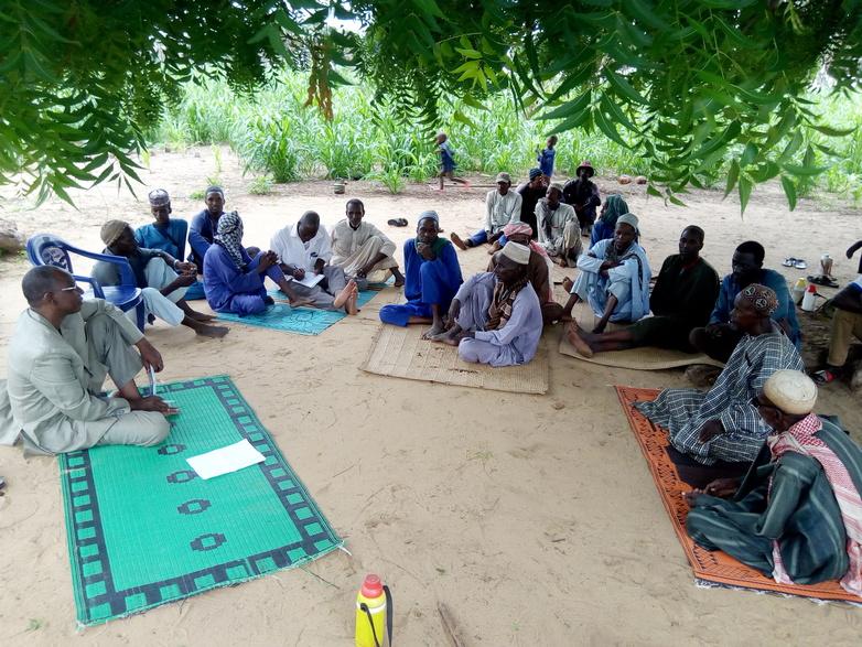Menschen im Gespräch.