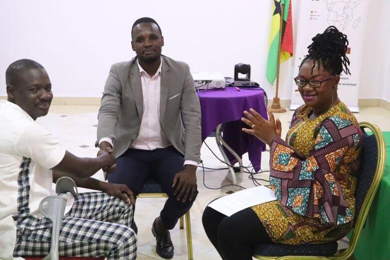 Participants of the Alternative Dispute Resolution (ADR) for Entrepreneurs training course during a roleplay exercise. .  Copyright: GIZ/Doreen Delali Anyormitse