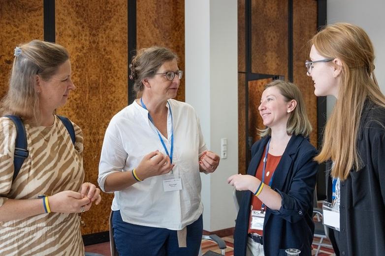 Poster of the South African-German P2P Network on safe public space for all.