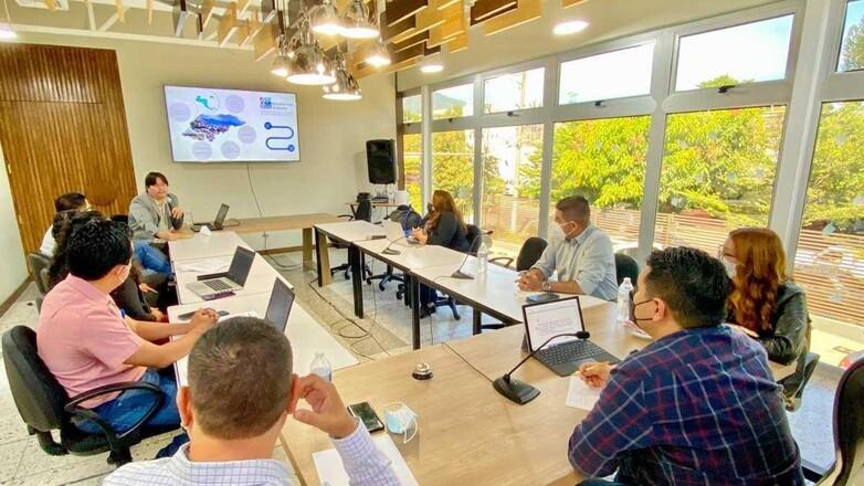 Reunión entre la GIZ y el Consejo de Alcaldes y la Oficina de Planificación del Área Metropolitana de San Salvador  © GIZ / Javier Kaffie