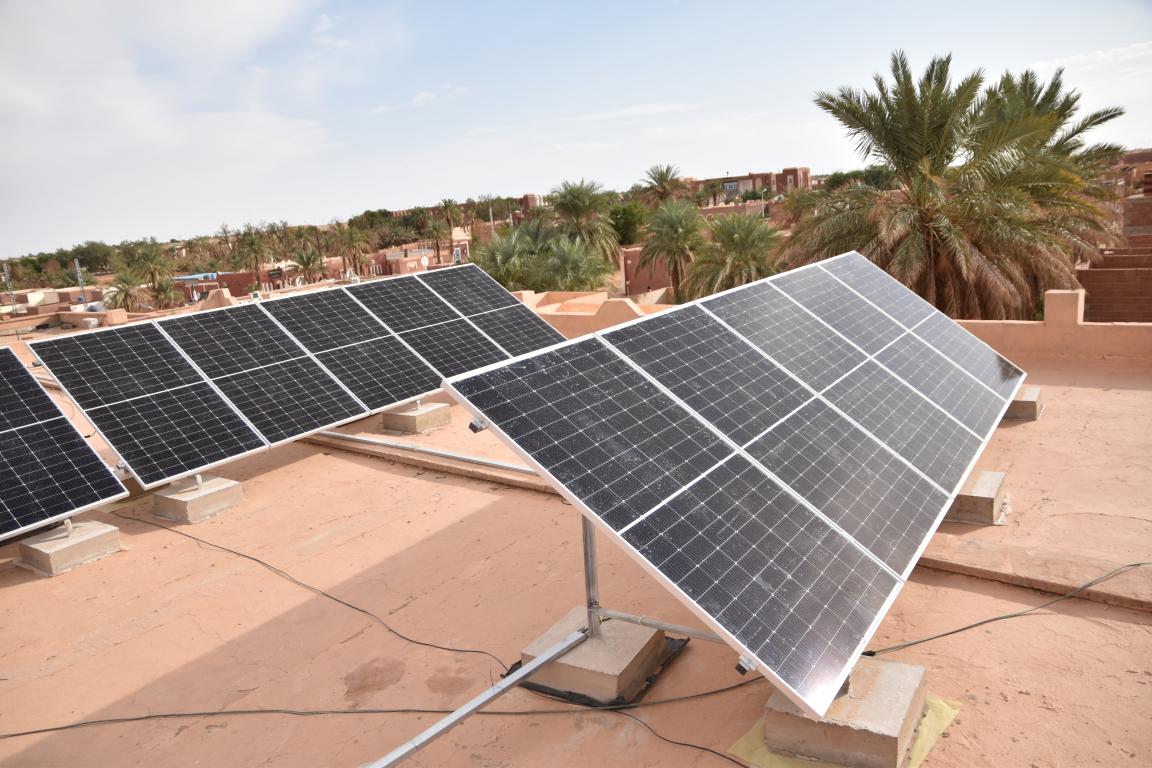 A photovoltaic system installed on the roof of a school.