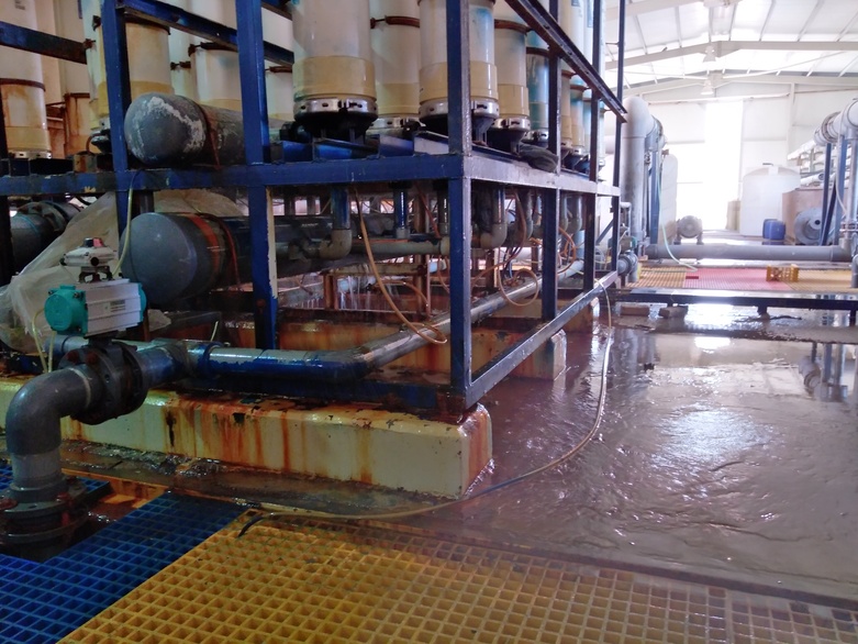 Die schlecht gewartete Entsalzungsanlage KEMAPCO, die von AquaTreat zur Wasserversorgung von Aqaba betrieben wird.