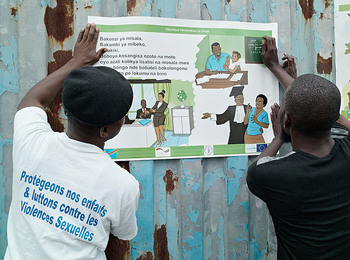 Demokratische Republik Kongo. Kampagne der Polizei zur Sensibilisierung für sexuelle und geschlechtsbasierte Gewalt. © GIZ