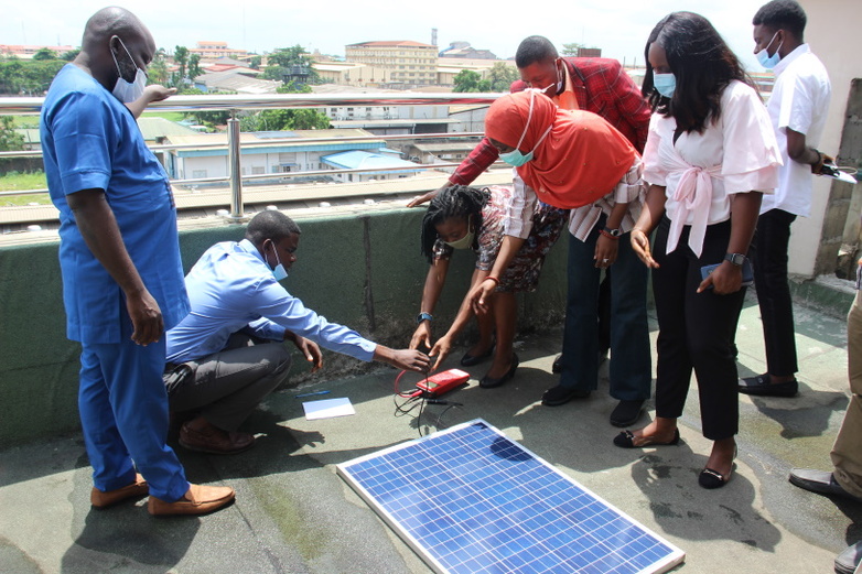 Schulug zu Standards für Photovoltaik-Komponenten, Ikeja, Lagos State/ GIZ