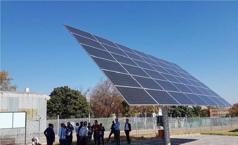 Solaranlage auf dem Geländes  des südafrikanischen Rats für wissenschaftliche und industrielle Forschung © GIZ / CSP