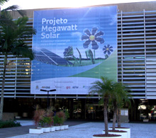 Brasilien. Photovoltaik-Pilotprojekt Megawatt Solar in Florianópolis. © GIZ