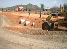 Südsudan. Straßenbauarbeiten in Eastern Equatoria. © GIZ