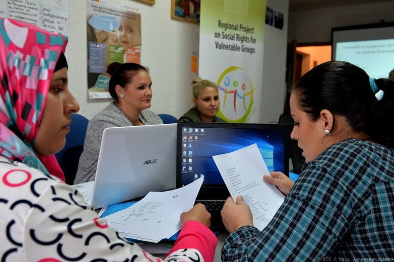 Young women participate on a SoRi supported workshop for soft skills in Tetovo