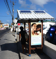 Karibik. Solar-Bushaltestelle in Barbados (Foto: Glynn Morris) © GIZ