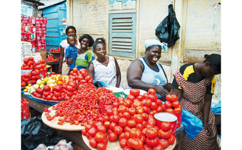ANF4W. Auf dem Markt in Ghana – Ernährung als wichtiger Faktor für Entwicklung. Fotograf: Kayser  © GIZ