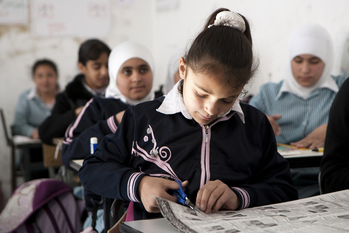 Übergangshilfe als Instrument der Krisenbewältigung. Unterricht in einer Mädchenschule in den Palästinensischen Gebieten. © GIZ / Britta Radike