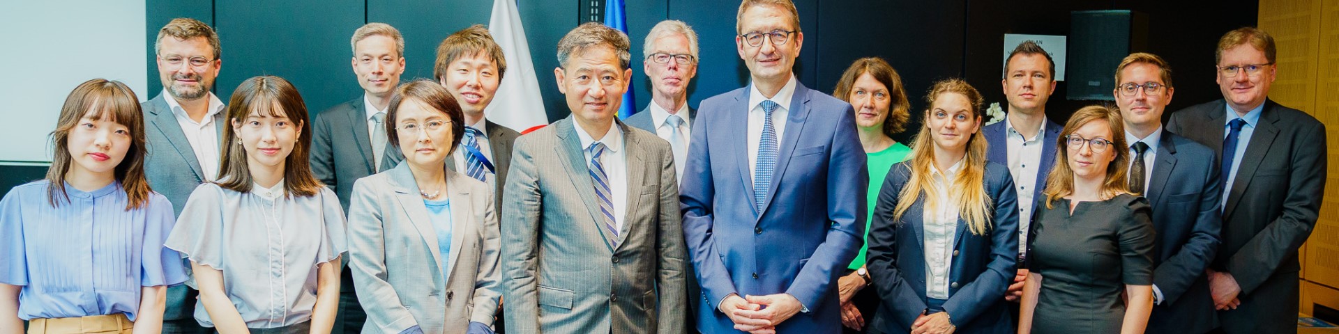 Government representatives from Germany and Japan at the German-Japanese Digital Dialogue.