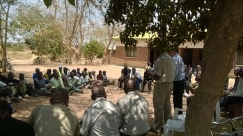 SDAC. Community consultation meeting in the Kasungu district, Zambia (Malawi-Zambia TFCA) in preparation for the GIZ support project. © GIZ