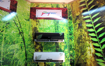 India. The new window-type Godrej air-conditioner models. © GIZ